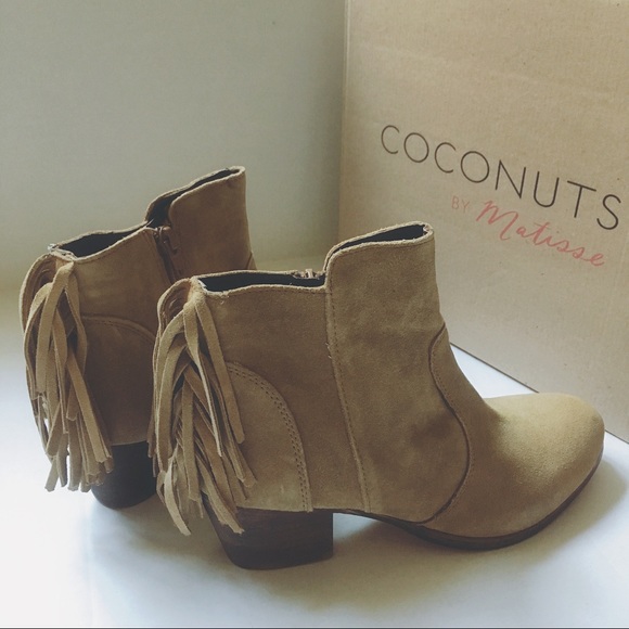 NWT Coconuts by Matisse camel suede fringe bootie - Picture 2 of 7